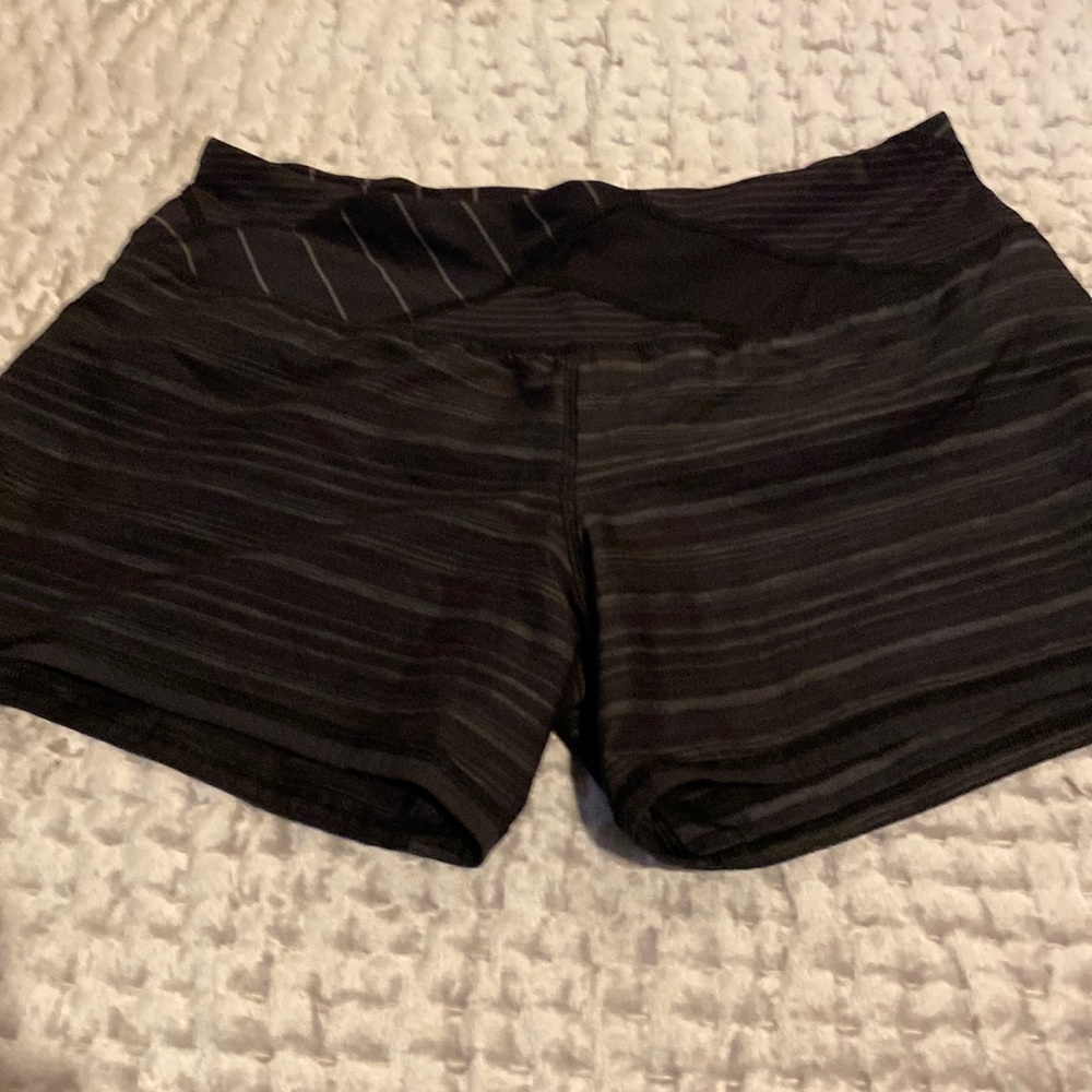 Lined lulu shirt size 8